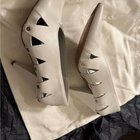 EUC Celine pumps in size 6 - Picture 3 of 5